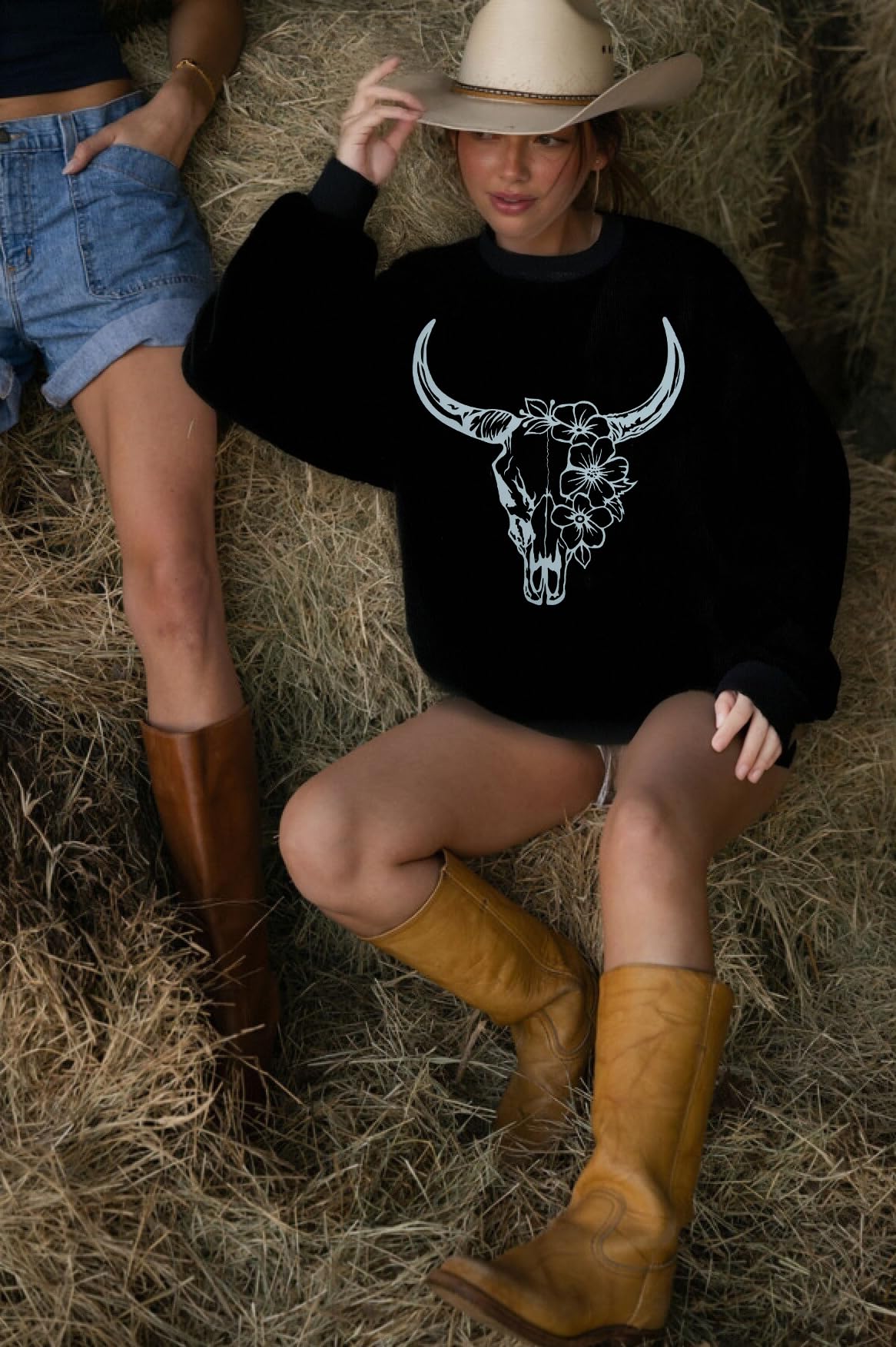 UNIQUEONE Boho Cow Skull Sweatshirt Women Cowgirl Shirt Rodeo Western Country Concert Outfits Nashville Graphic Pullover Tops